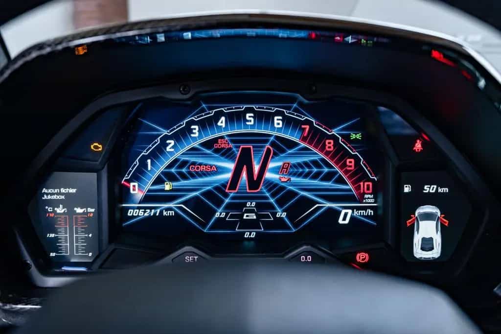 Lamborghini Aventador Ultimae 06/2022-photo-4