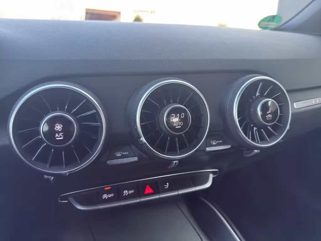 Audi TT Roadster 2.0 TFSI*ALCANTATA*BANG OLUFSEN* 07/2015-photo-12