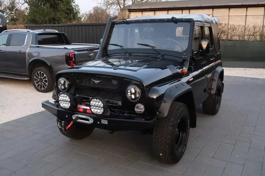 Other Other UAZ Hunter Cabriolet 2.7/TOP-ZUSTAND !!!WINDE!!! 08/2020-photo-1