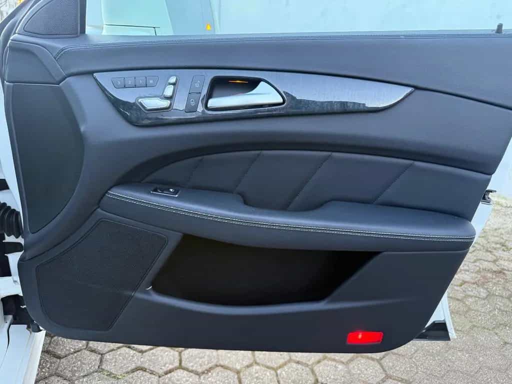Mercedes-Benz CLS-Class 400*AMG*Multibeam*Leder*360 CAM* 12/2015-photo-13