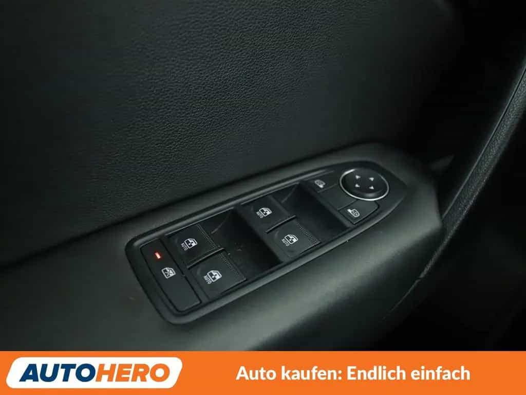 Renault Captur 1.3 TCe Zen Aut.*TEMPO*LED*KLIMA*GARANTIE 07/2021-photo-24