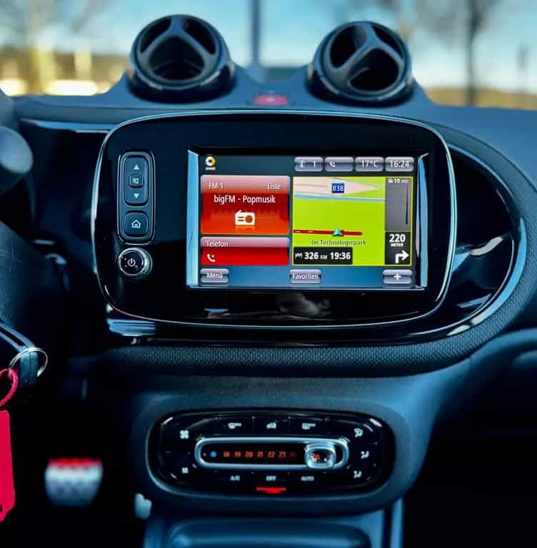 Smart ForTwo 109PS*ORIGINAL BRABUS*LED*LEDER*PANO*NAVI 11/2018-photo-18