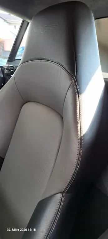 Chrysler Crossfire 3.2 V6 - TÜV bis 2028, 8-fach bereift 07/2006-photo-5