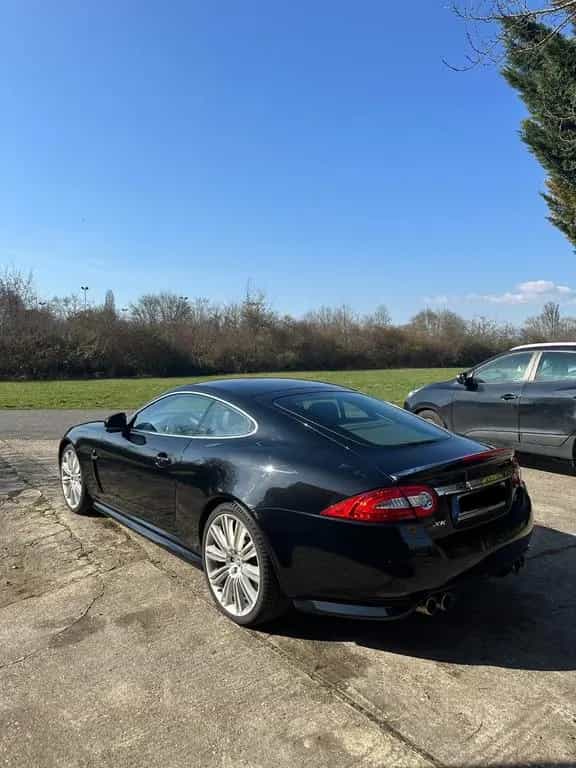 Jaguar XKR 5.0 V8 Coupé mit R Bodykit 09/2011-photo-3