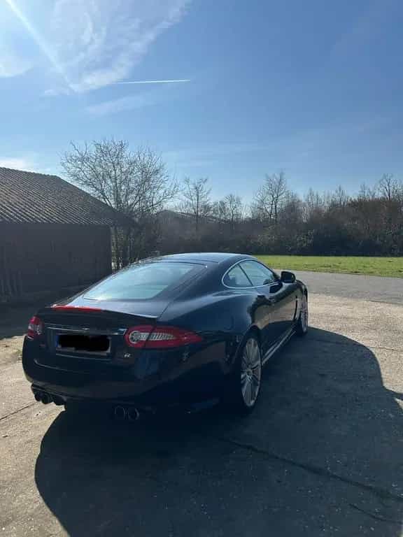Jaguar XKR 5.0 V8 Coupé mit R Bodykit 09/2011-photo-4