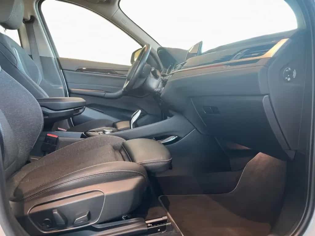 BMW X1 sDrive20d Sport Line LED,Tempo,Memory,SpoSi 08/2021-photo-10