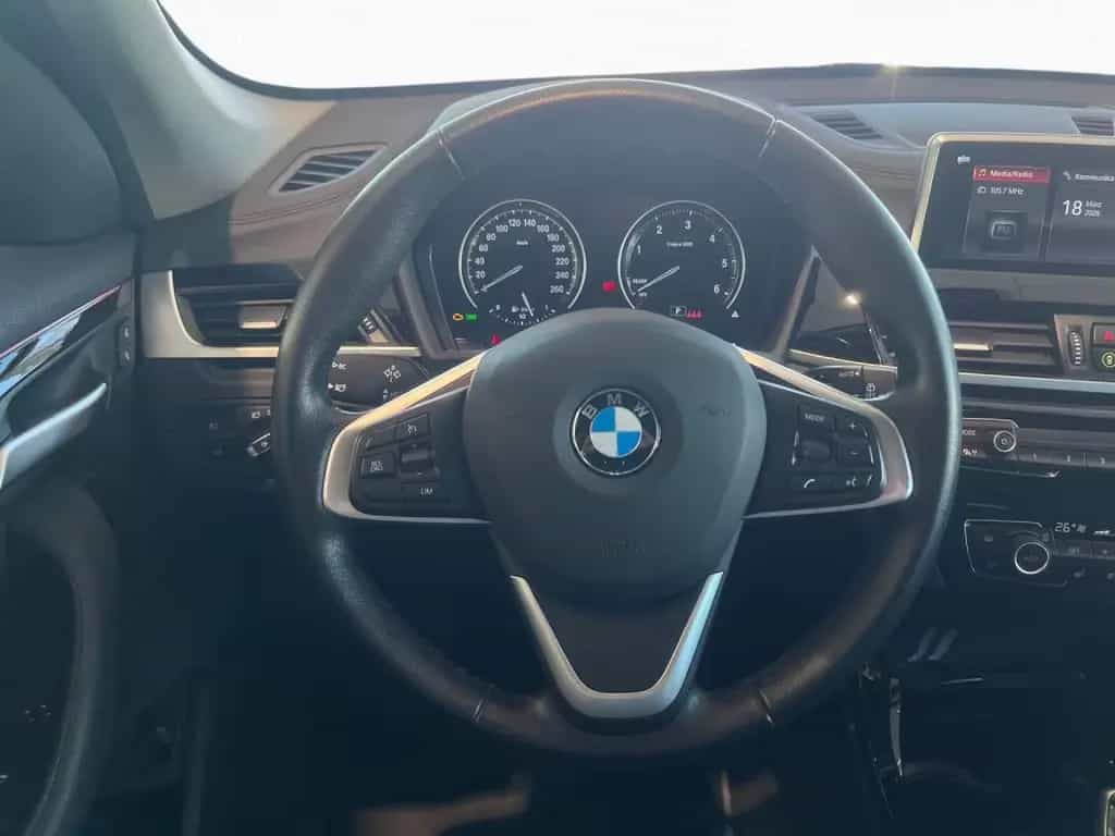 BMW X1 sDrive20d Sport Line LED,Tempo,Memory,SpoSi 08/2021-photo-13