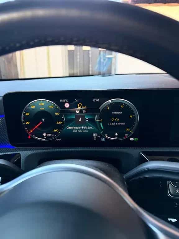Mercedes-Benz CLA-Class 200 4MATIC DCT - 07/2022-photo-8