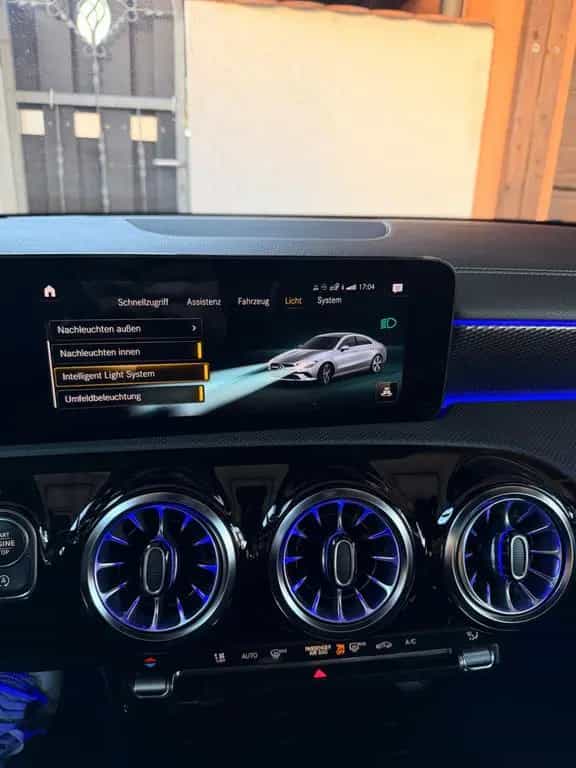 Mercedes-Benz CLA-Class 200 4MATIC DCT - 07/2022-photo-9
