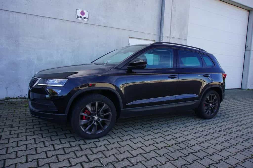 Skoda Karoq Style DSG 2.0TDI 4x4 Pano Leder Kamera 02/2019-photo-2