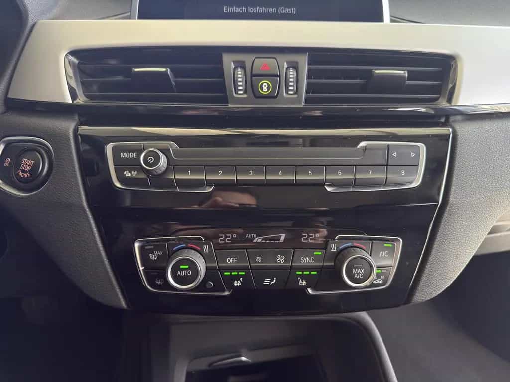 BMW X1 sDrive 20i Advantage AHK*LED*RFK*NAVI*TEMPO 10/2018-photo-10