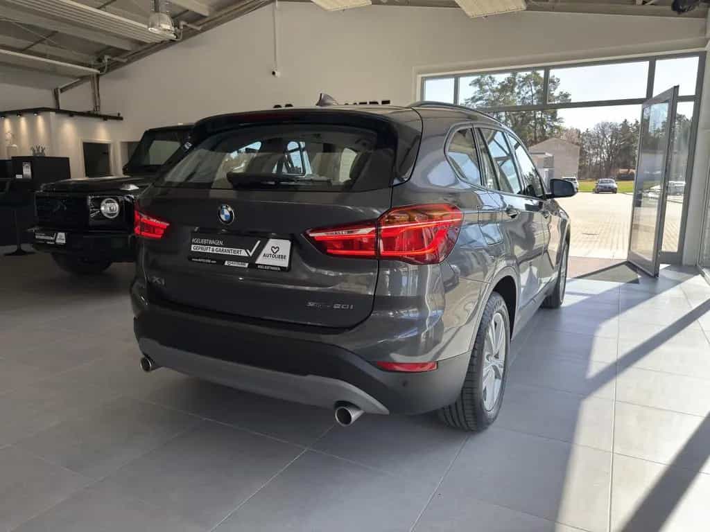 BMW X1 sDrive 20i Advantage AHK*LED*RFK*NAVI*TEMPO 10/2018-photo-1