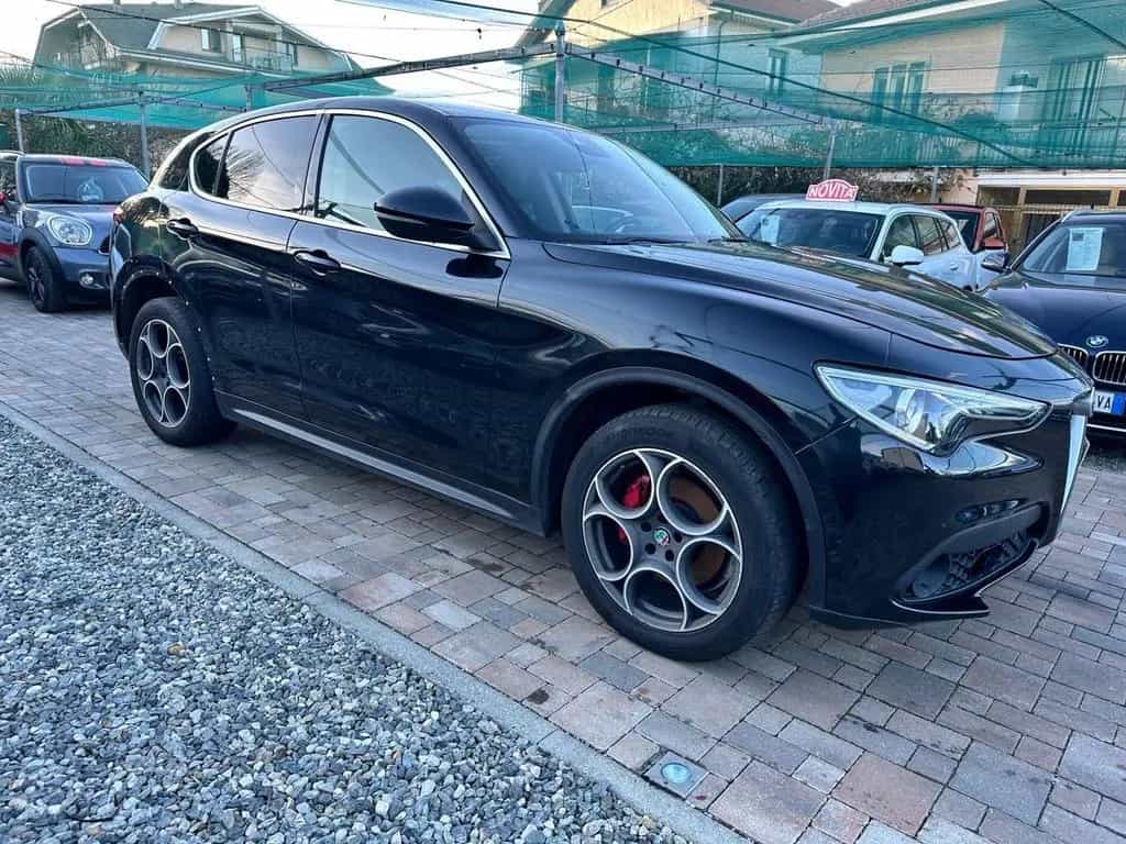 Alfa Romeo Stelvio 210 CV AT8 Q4 MOTORE DIFETTOS 01/2018-photo-2