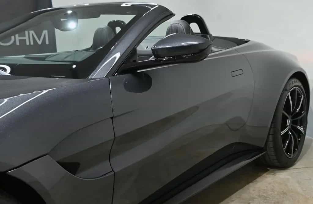 Aston Martin V8 Vantage Roadster 06/2021-photo-15