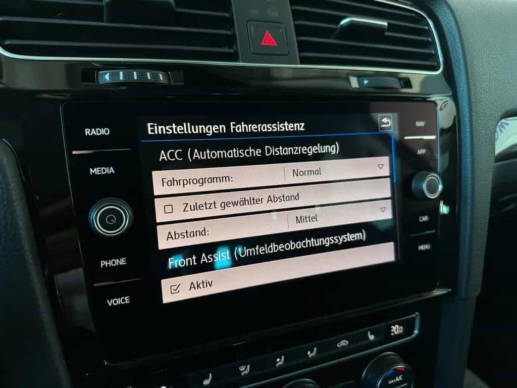 Volkswagen Golf VII Variant IQ.DRIVE ALLWETTER*ACC*PDC*NAVI 10/2019-photo-37