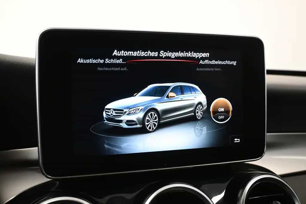 Mercedes-Benz C 200 T Avantgarde *AHK *KAMERA *LED *TOTWINKEL 04/2017-photo-29