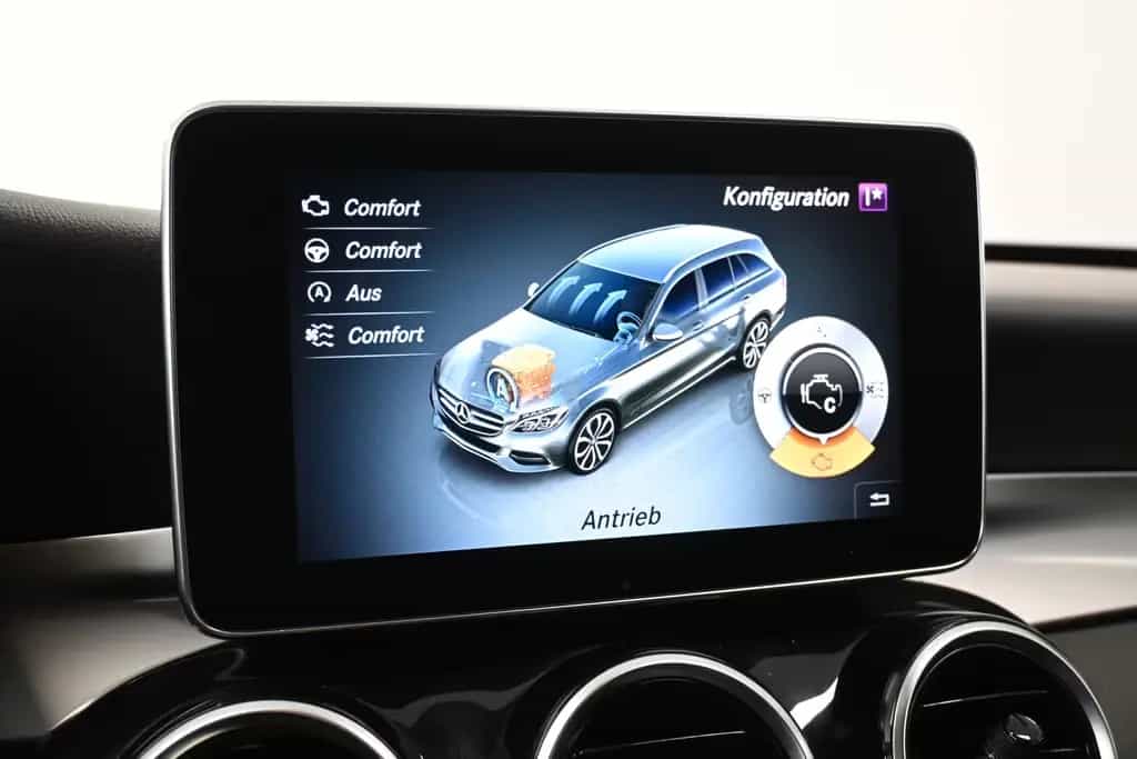 Mercedes-Benz C 200 T Avantgarde *AHK *KAMERA *LED *TOTWINKEL 04/2017-photo-30