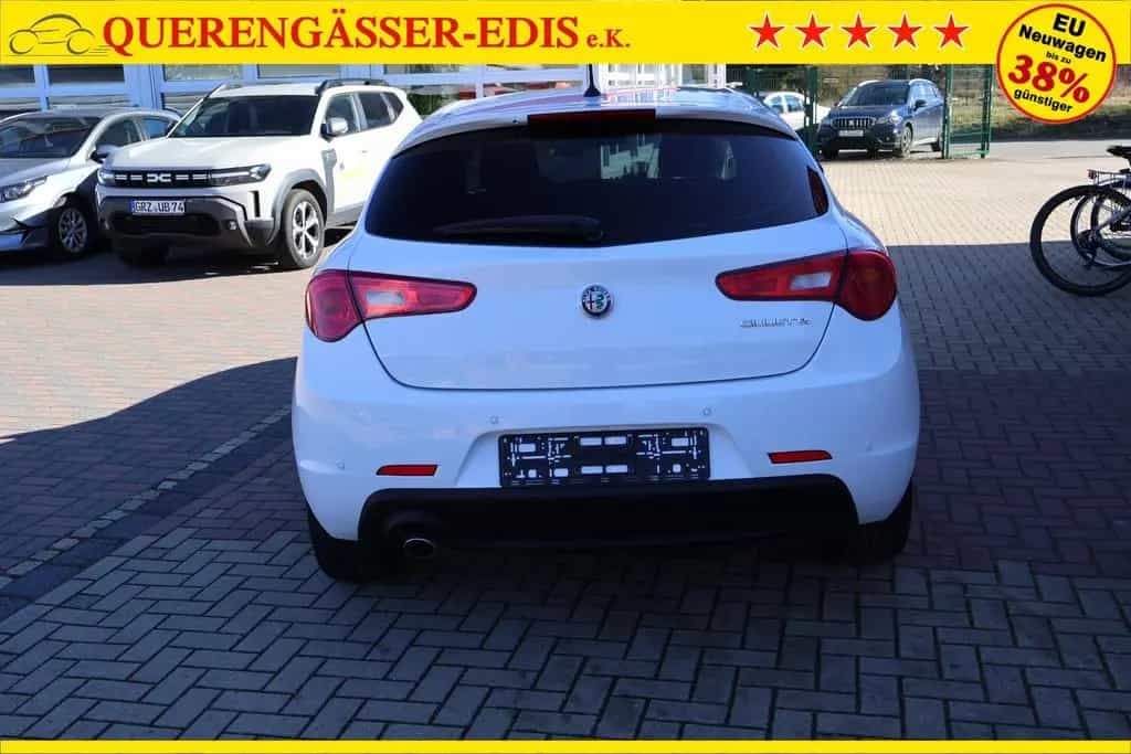 Alfa Romeo Giulietta 1.6JTDm 16V 88 kW (120 PS), Schalt.... 05/2016-photo-6