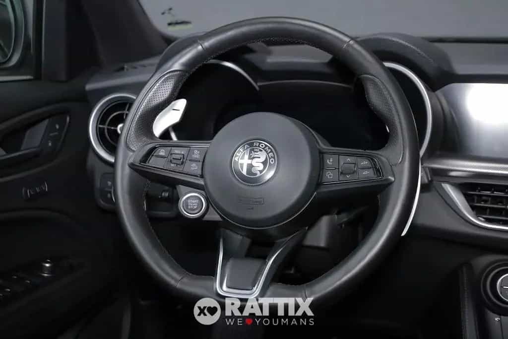 Alfa Romeo Stelvio 2.2 t 210CV Veloce Q4 Auto 04/2024-photo-9