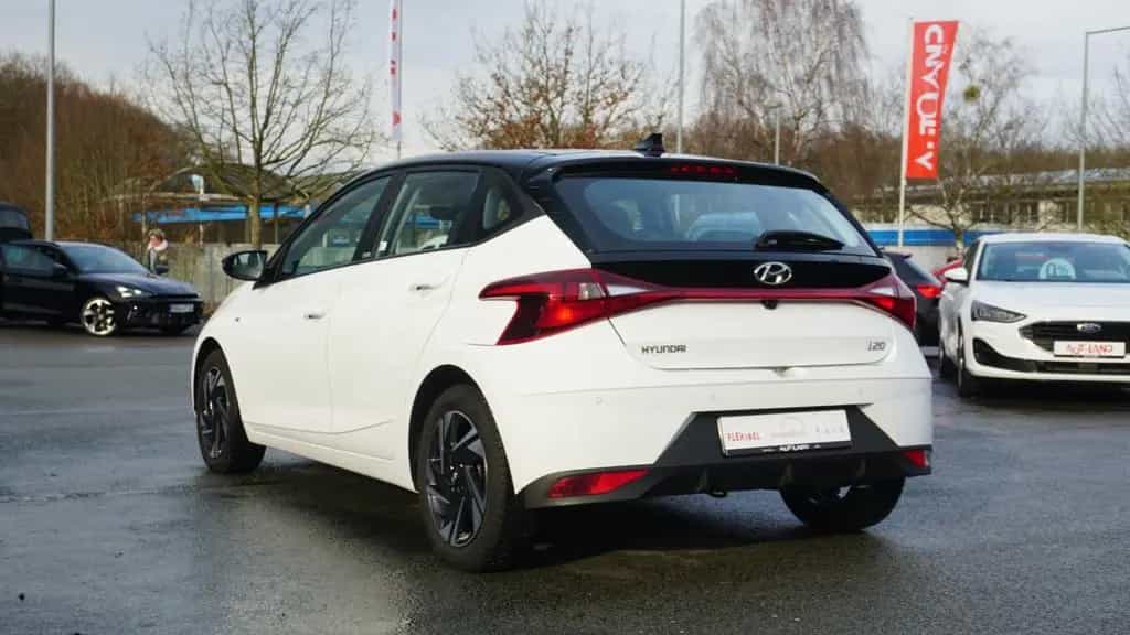 Hyundai i20 1.0 T-GDI Intro Edition Kamera Sitzheizung 08/2021-photo-2