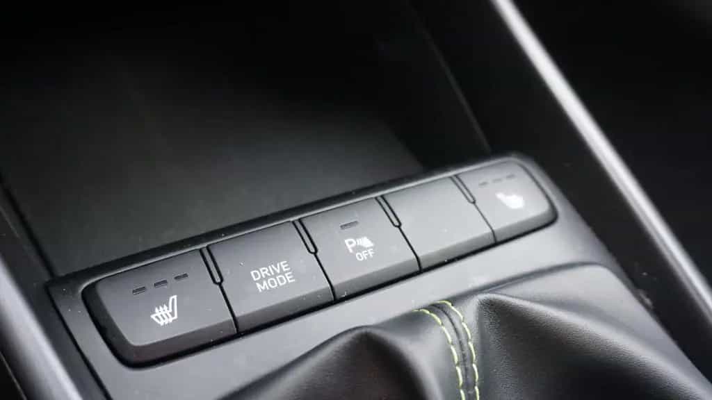 Hyundai i20 1.0 T-GDI Intro Edition Kamera Sitzheizung 08/2021-photo-22