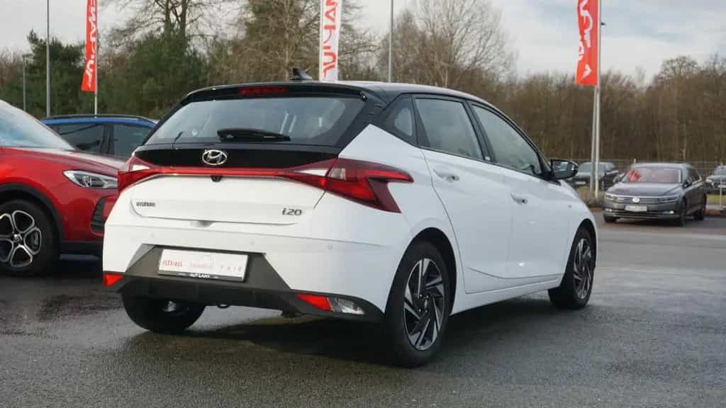 Hyundai i20 1.0 T-GDI Intro Edition Kamera Sitzheizung 08/2021-photo-4