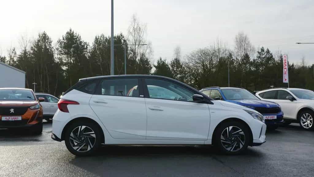 Hyundai i20 1.0 T-GDI Intro Edition Kamera Sitzheizung 08/2021-photo-5