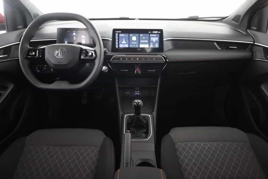 MG MG3 1.5 Comfort LED Navi Kamera 01/2026-photo-8