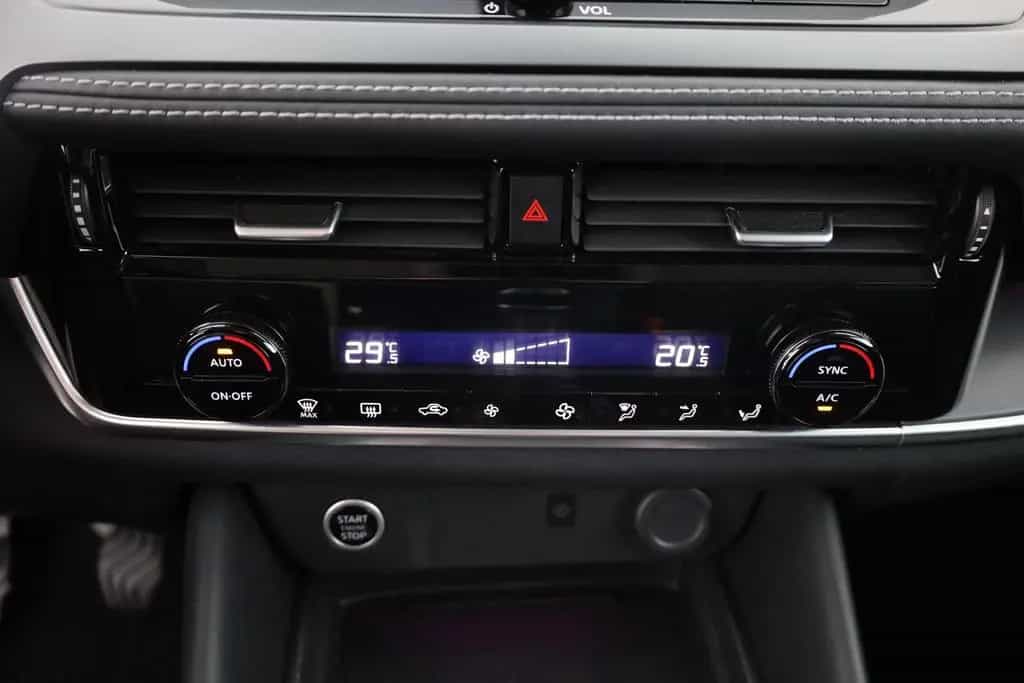 Nissan Qashqai N-Connecta 1.3 Dig-T LED ACC Navi 360° 02/2025-photo-11