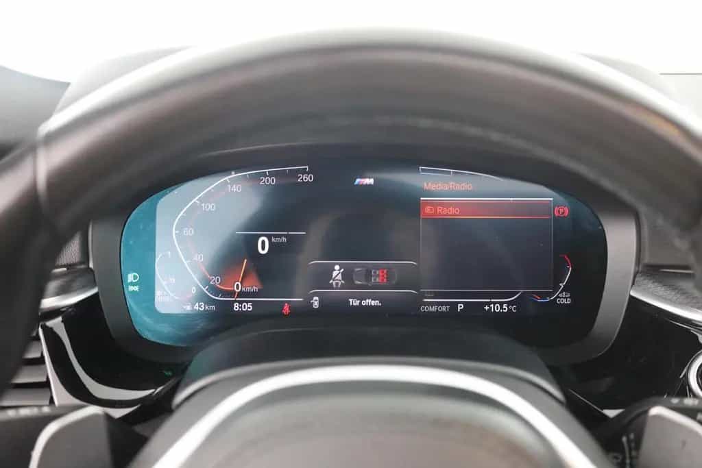 BMW 5 Series 520d Touring M Sport LED Navi Panorama Tempomat 11/2021-photo-17