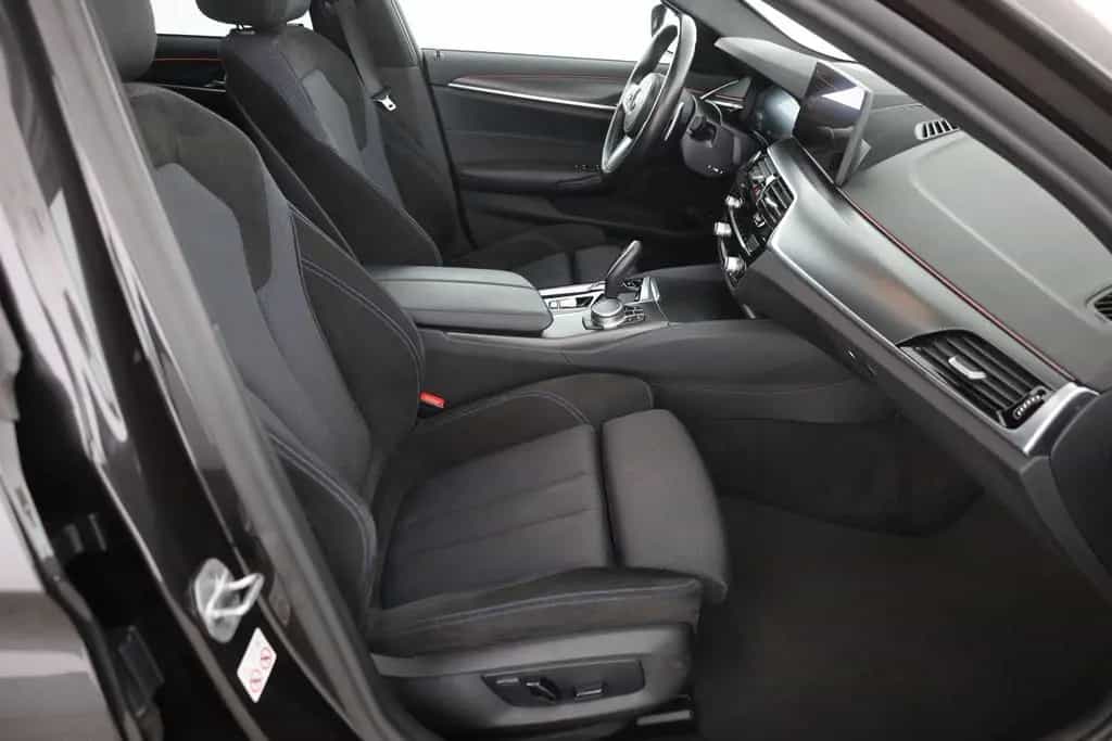 BMW 5 Series 520d Touring M Sport LED Navi Panorama Tempomat 11/2021-photo-23