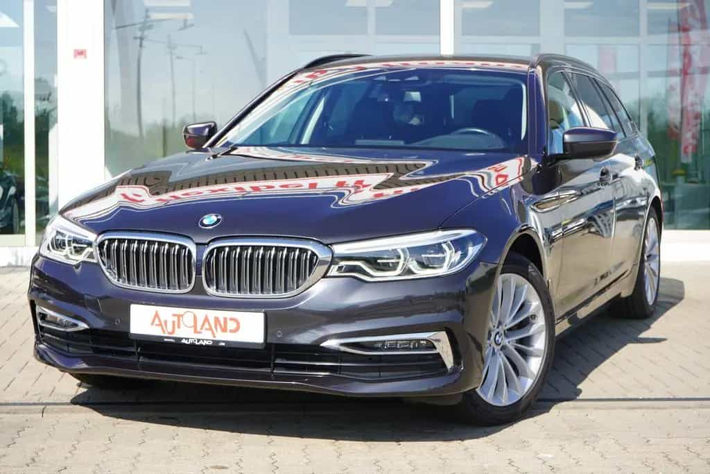 BMW 520 d xDrive Luxury Line LED Navi Standheizung 01/2020-photo-1