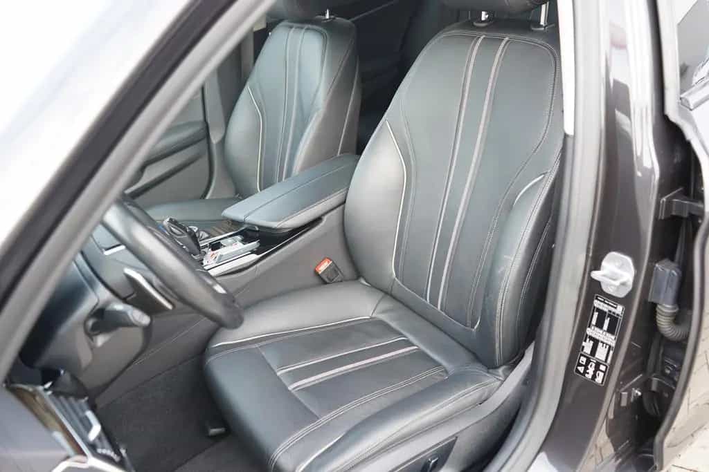 BMW 520 d xDrive Luxury Line LED Navi Standheizung 01/2020-photo-30