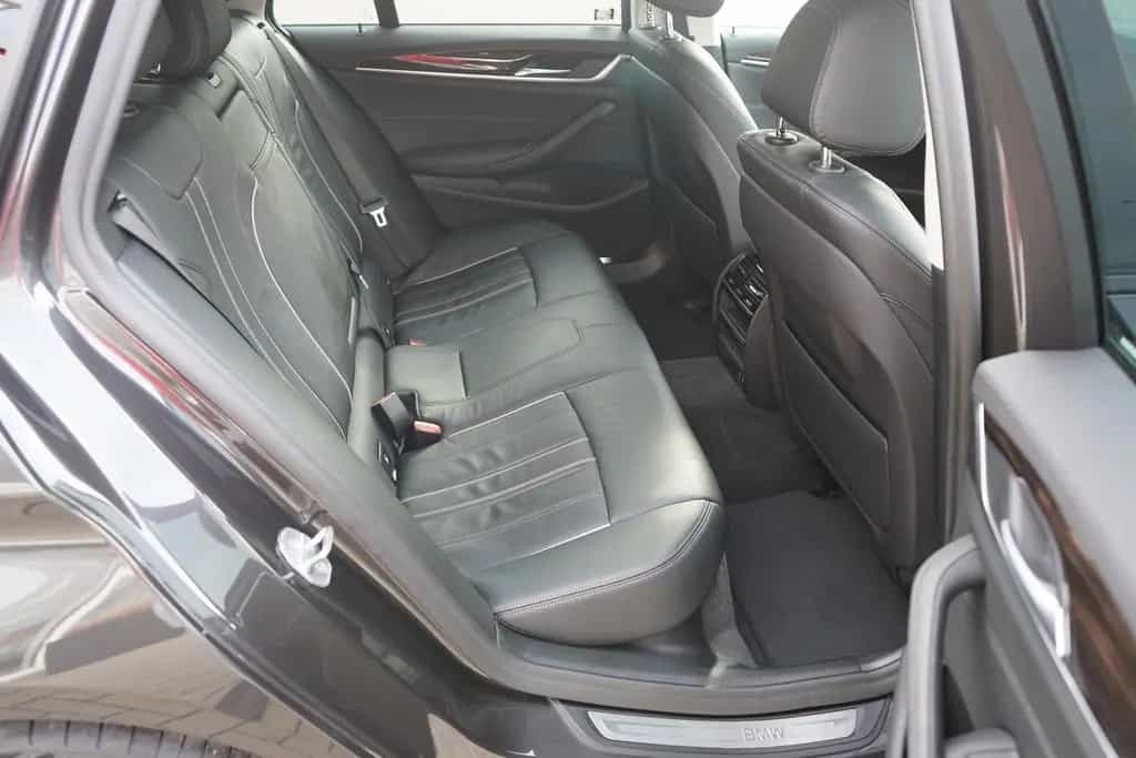 BMW 520 d xDrive Luxury Line LED Navi Standheizung 01/2020-photo-33
