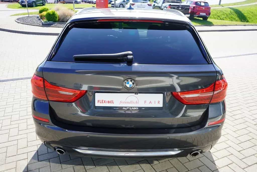 BMW 520 d xDrive Luxury Line LED Navi Standheizung 01/2020-photo-4