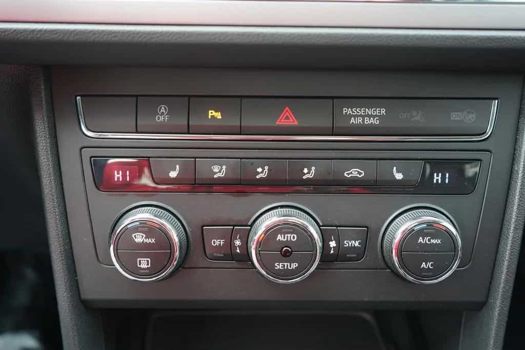 Seat Leon ST 1.0 TSI Style LED Klimaaut. ACC DAB PDC 08/2019-photo-18