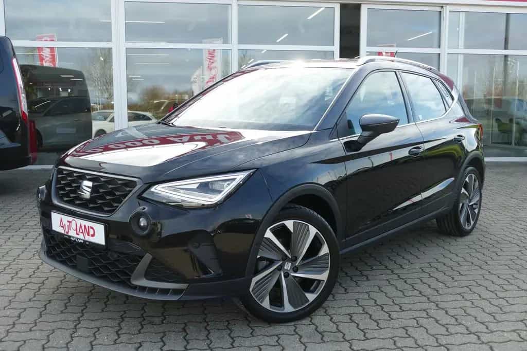Seat Arona 1.0 TSI FR DSG LED Navi ACC Kamera PDC USB 10/2021-photo-1