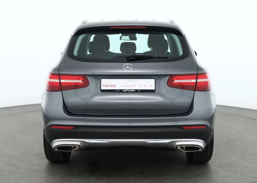 Mercedes-Benz GLC-Class 250 4Matic Exclusive LED Navi Teilleder AHK 04/2018-photo-3