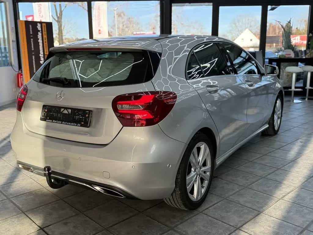 Mercedes-Benz A-Class 200 BE Urban, LED, Leder, Navi, 7G, Sitzheiz. 03/2017-photo-4