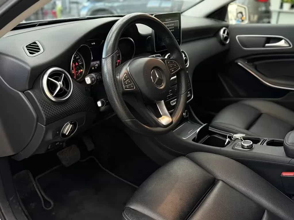 Mercedes-Benz A-Class 200 BE Urban, LED, Leder, Navi, 7G, Sitzheiz. 03/2017-photo-5