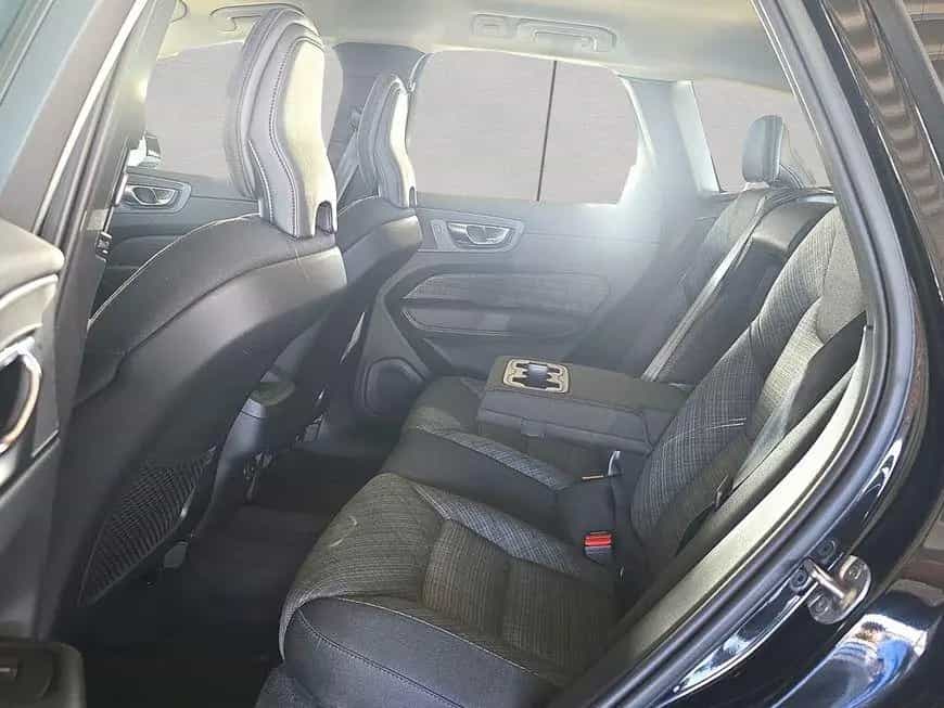 Volvo XC60 B4 D Core 01/2023-photo-13