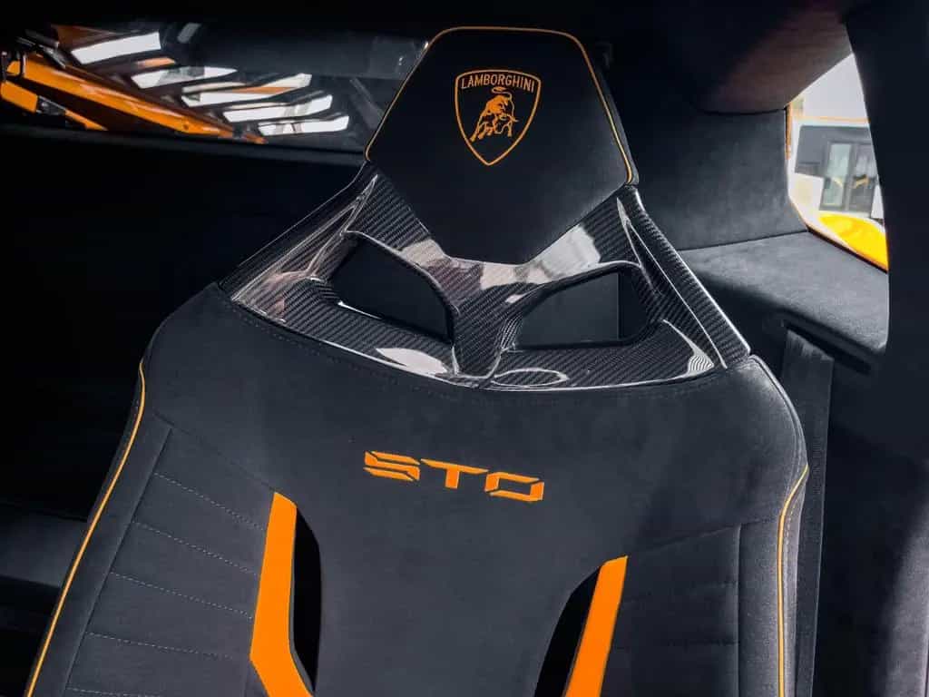 Lamborghini Huracán STO FULL CARBON 10/2021-photo-10