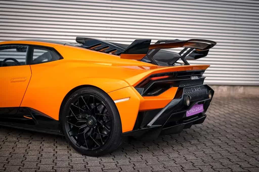 Lamborghini Huracán STO FULL CARBON 10/2021-photo-3
