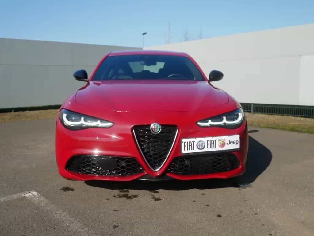 Alfa Romeo Giulia TI 2.0 TURBO 16V 280 PS AT8 Q4 NAVI XENON 07/2023-photo-7