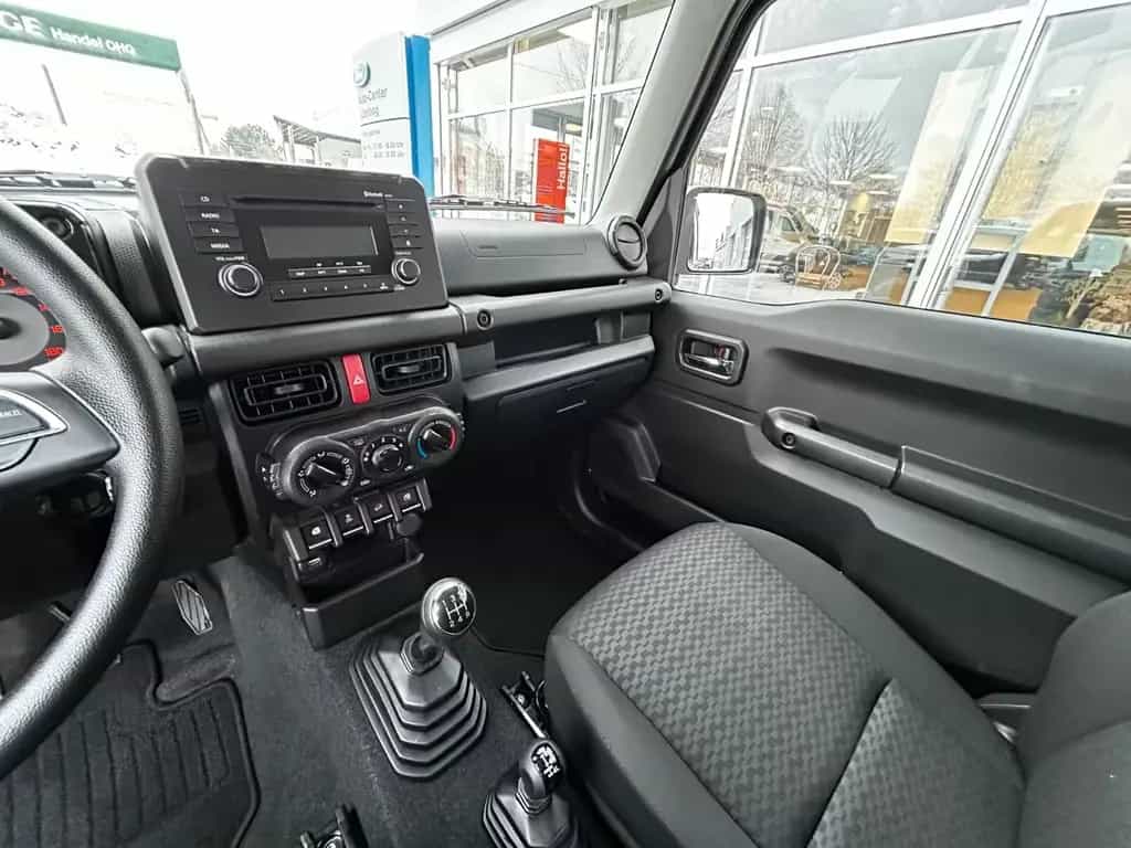 Suzuki Jimny Comfort*AllGrip*Notrad*SHZ* 04/2024-photo-18