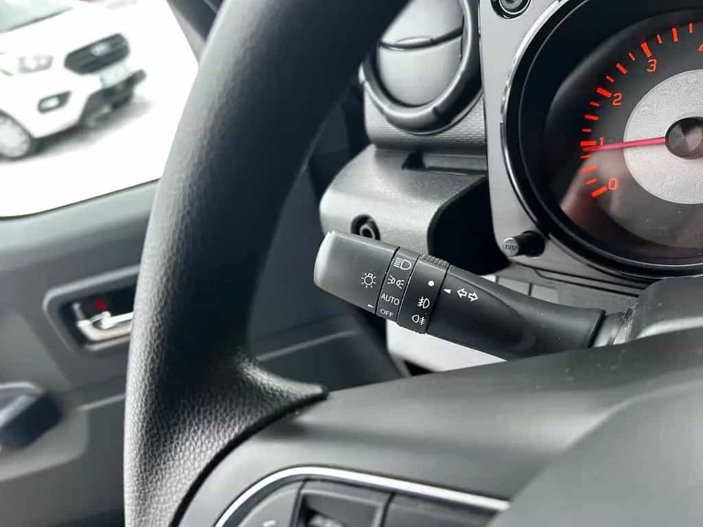 Suzuki Jimny Comfort*AllGrip*Notrad*SHZ* 04/2024-photo-24