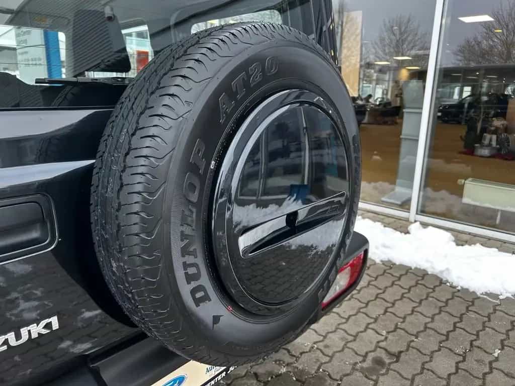 Suzuki Jimny Comfort*AllGrip*Notrad*SHZ* 04/2024-photo-29