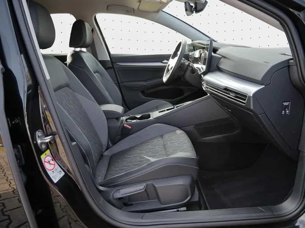 Volkswagen Golf 1.5 eTSI Goal AHK*LED*RFK*ACC*Digital 05/2025-photo-3