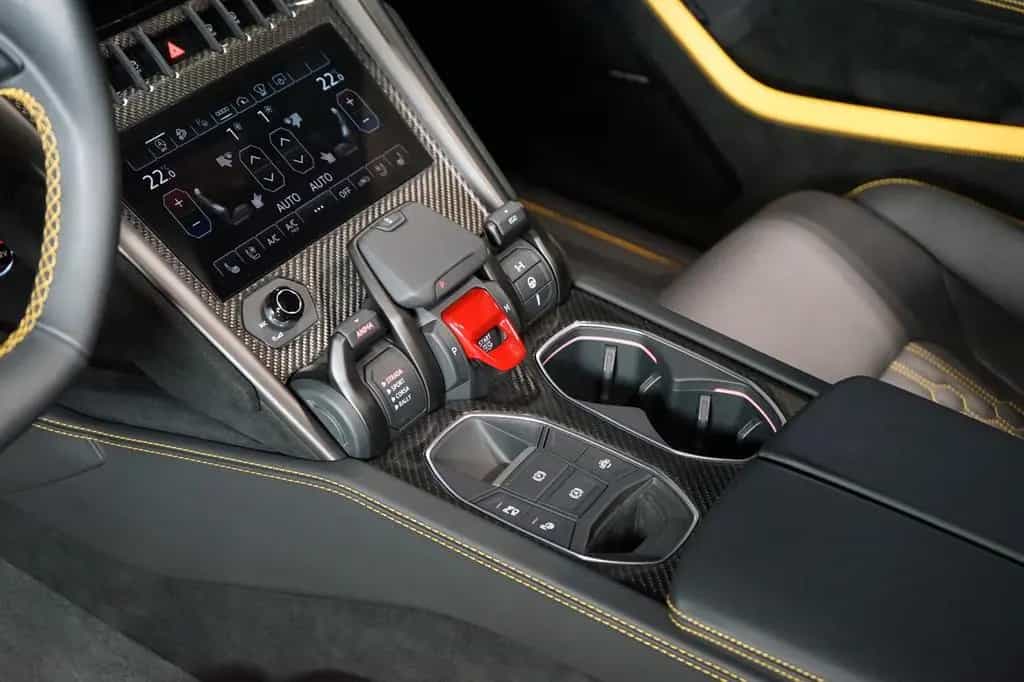 Lamborghini Urus PERFORMANTE*CARBON*ADAS*B&O-3D*CZ 05/2025-photo-17