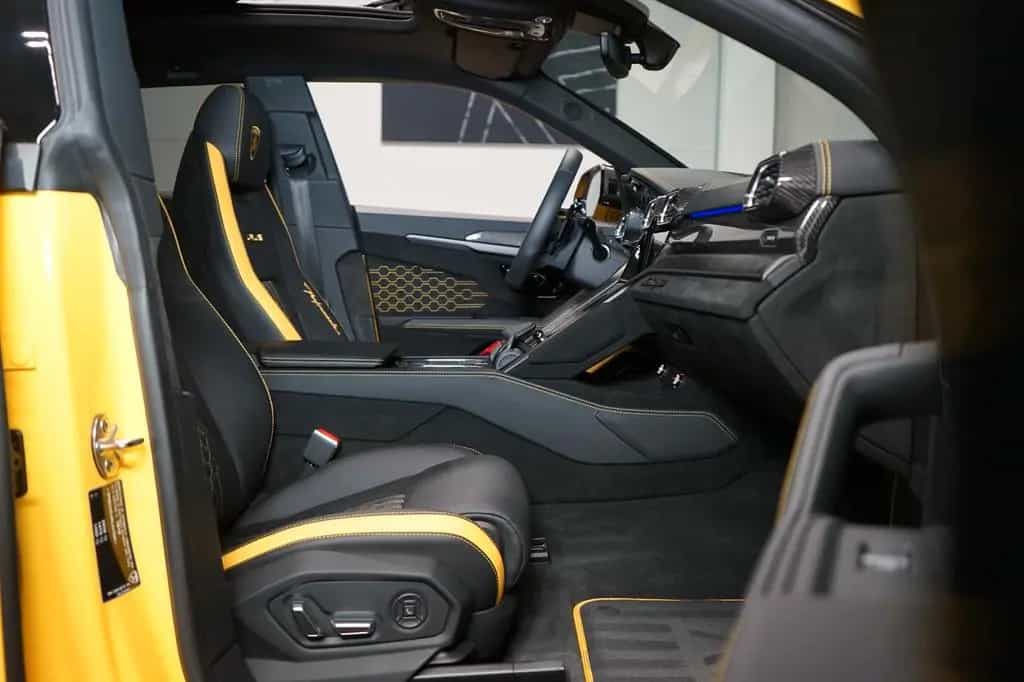 Lamborghini Urus PERFORMANTE*CARBON*ADAS*B&O-3D*CZ 05/2025-photo-28